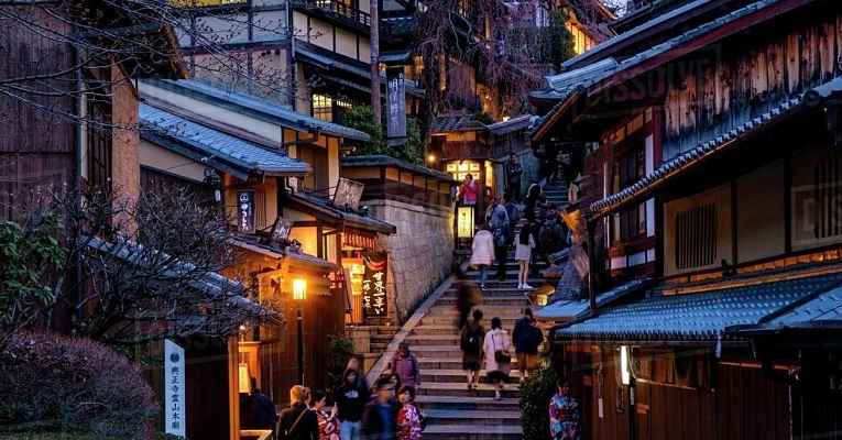 Morar no Japão: Aprenda 7 diferenças entre Kyoto e Tokyo