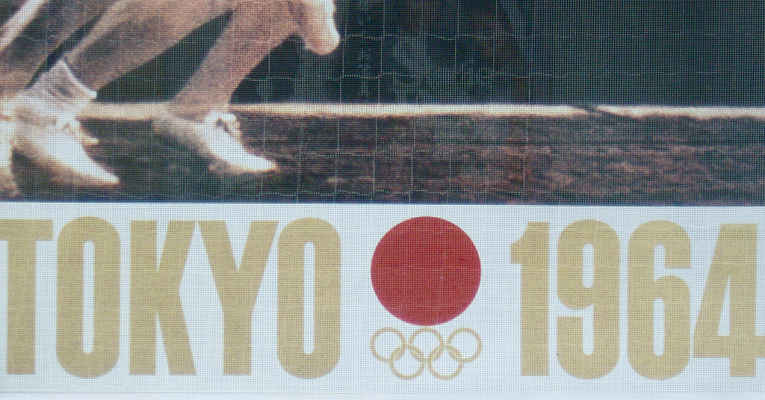 Bandeira Olímpica De Fibra Usada Durante Jogos Olímpicos De Verão De Tokyo  1964. Foto Editorial - Imagem de anel, unidade: 208714811