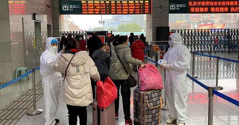 Governo japonês repatria cidadãos na China