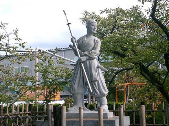 Estátua de Nakako Takeko